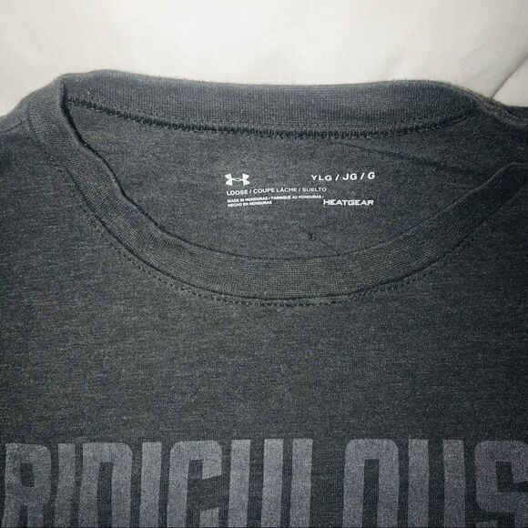 Under Armour boys athletic T-shirt size YLG - Picture 2 of 3